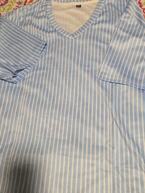 Short Sleeved, V neck top